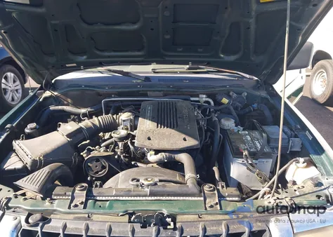 2001 Mitsubishi Montero Sport Xls z USA, uszkodzony, nr VIN JA4LS31H01P049862